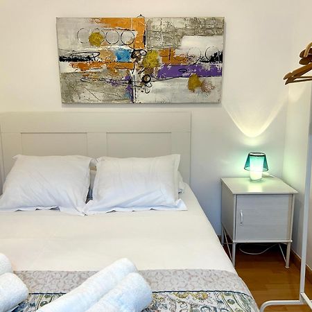 Apartment Carrer D'Olesa Barcelona Ngoại thất bức ảnh