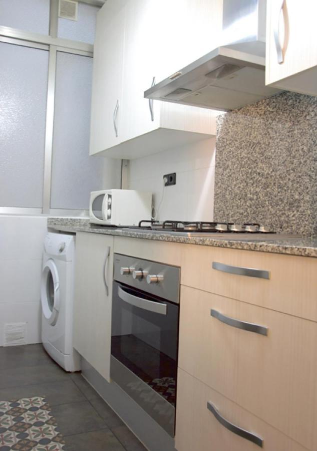 Apartment Carrer D'Olesa Barcelona Ngoại thất bức ảnh