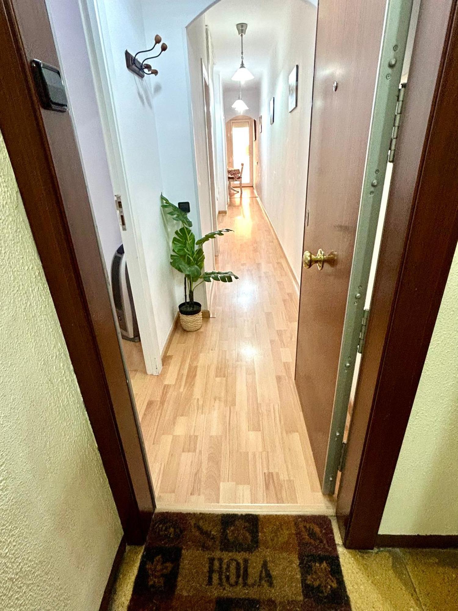 Apartment Carrer D'Olesa Barcelona Ngoại thất bức ảnh
