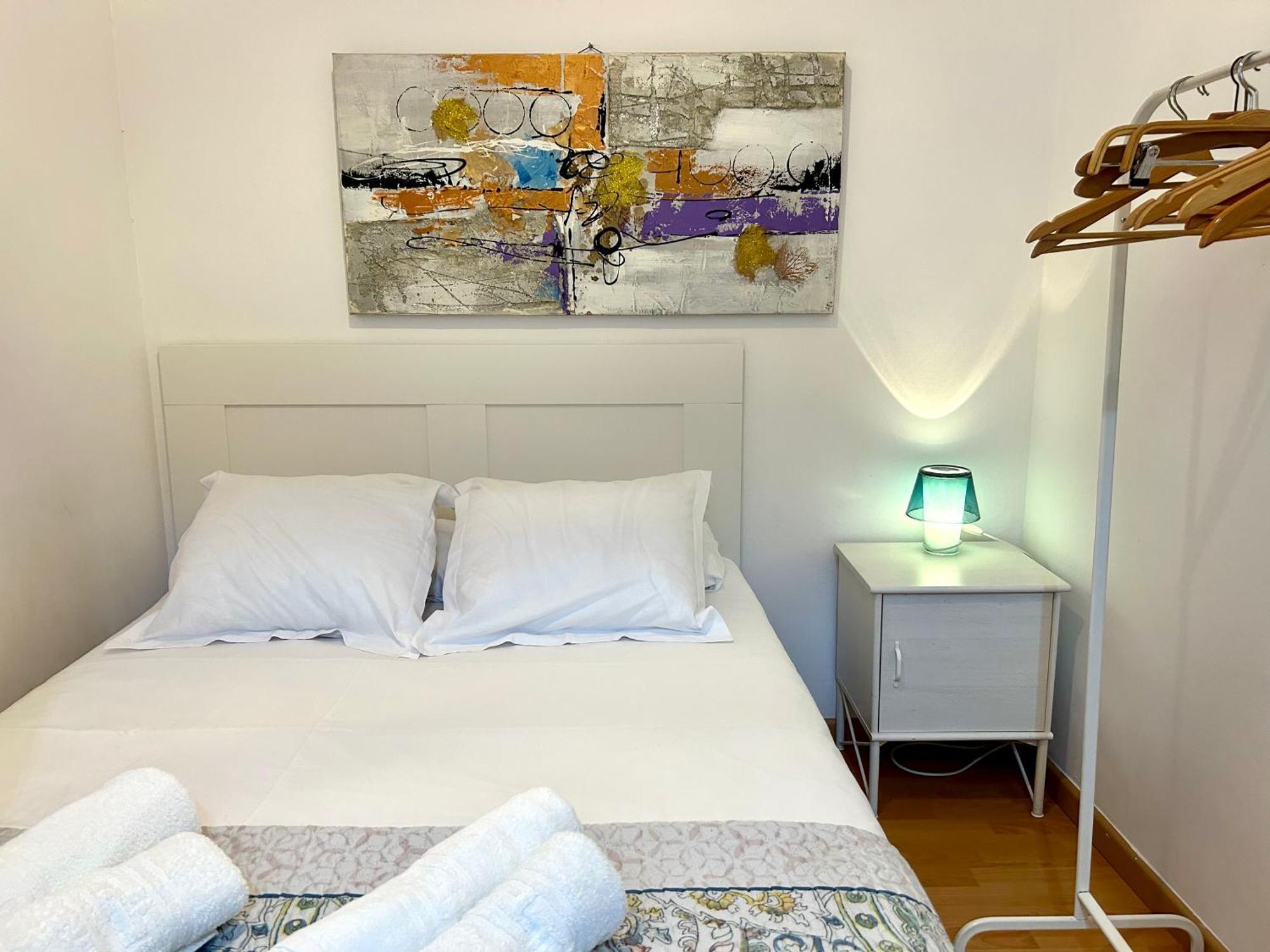 Apartment Carrer D'Olesa Barcelona Ngoại thất bức ảnh